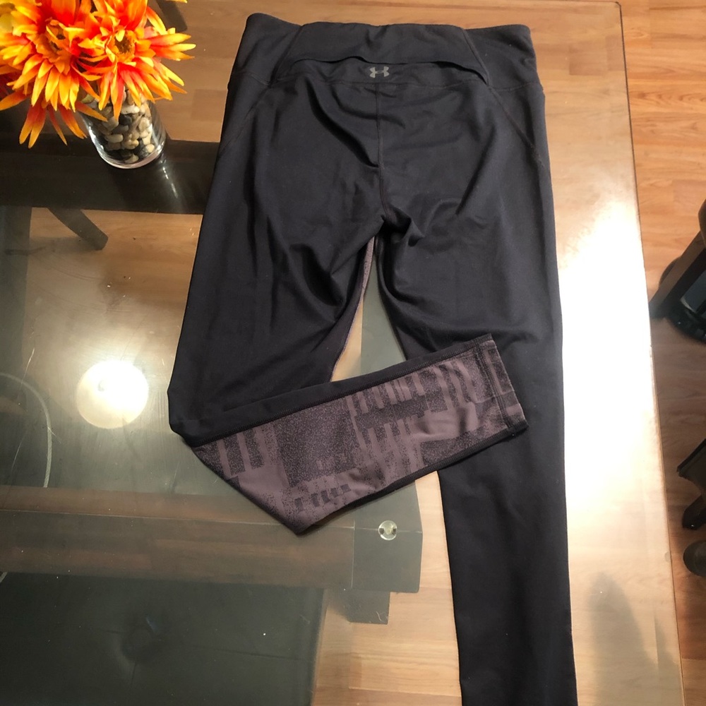 GREY/BLACK UNDER ARMOUR LEGGINGS